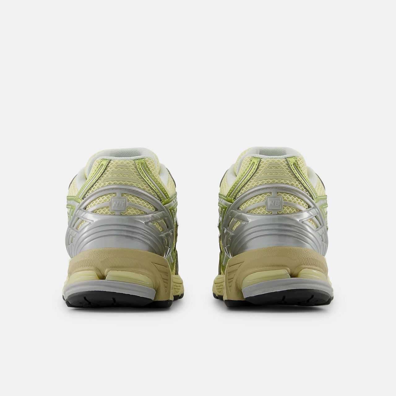 New Balance 1906R (Beige/Brown)