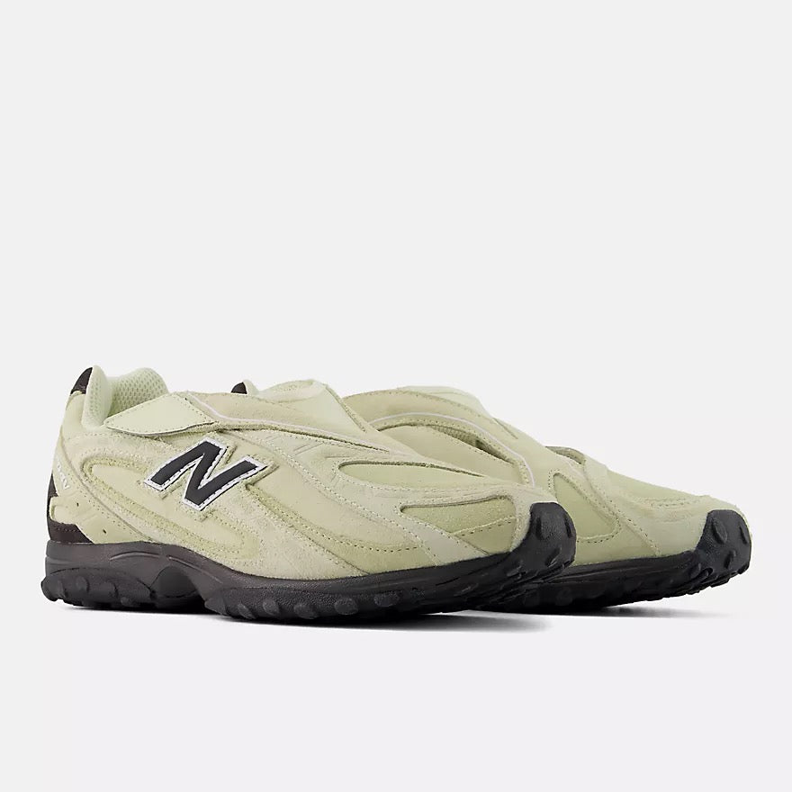 New Balance 204V (Pistachio Butter/Morel)