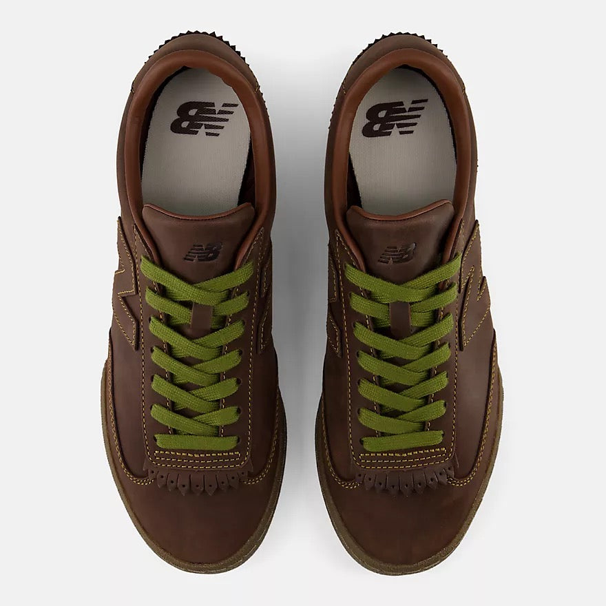 New Balance Gator Run (Pumpernickel/Rich Oak)