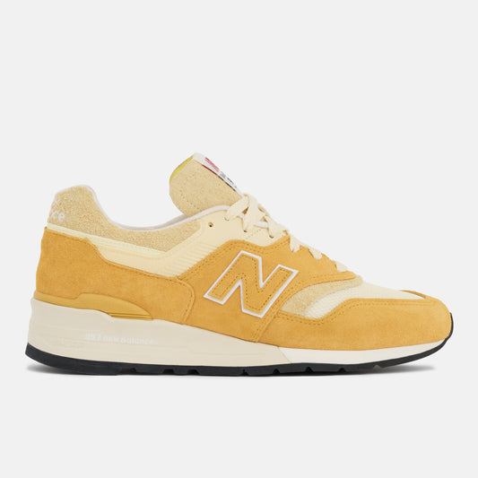 New Balance Made in USA 997 (Dried Apricot/Calcium)