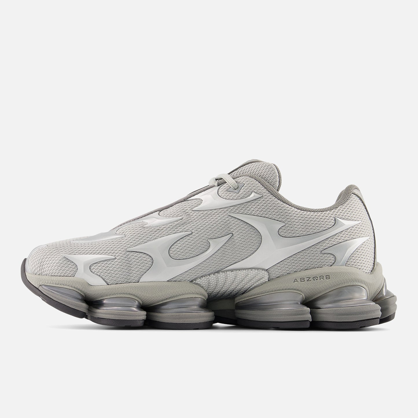 New Balance 2000 (Silver Metallic)