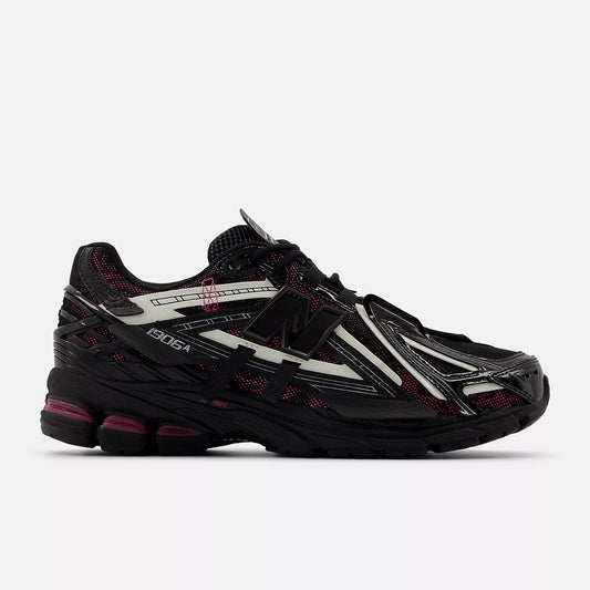 New Balance 1906A (Black/Pink)
